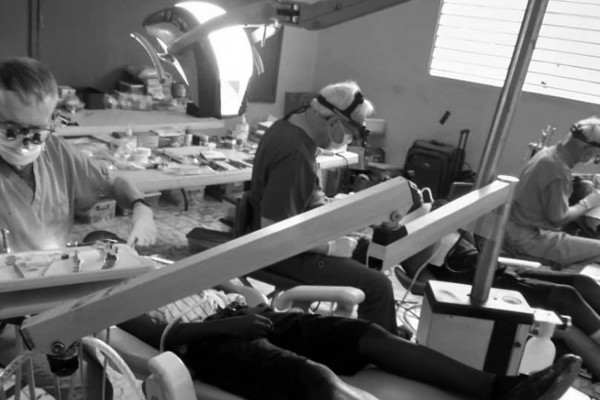 Bright Smiles and Healthy Teeth